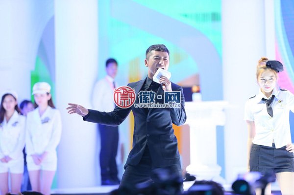 男神刘坤山献唱ChinaJoy 人气爆棚带动全场大合唱